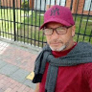 Meet your Posher, Simon